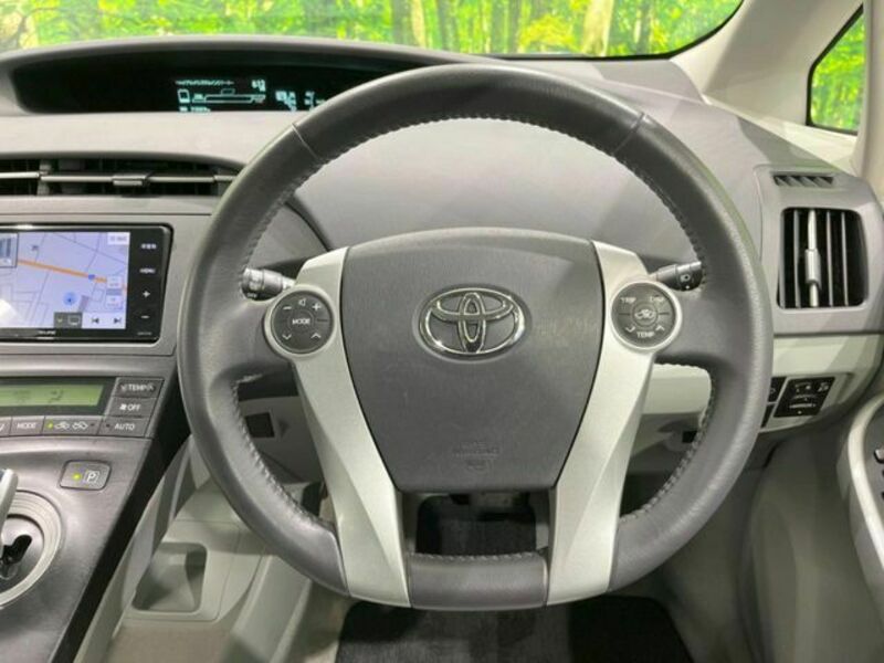 PRIUS-10