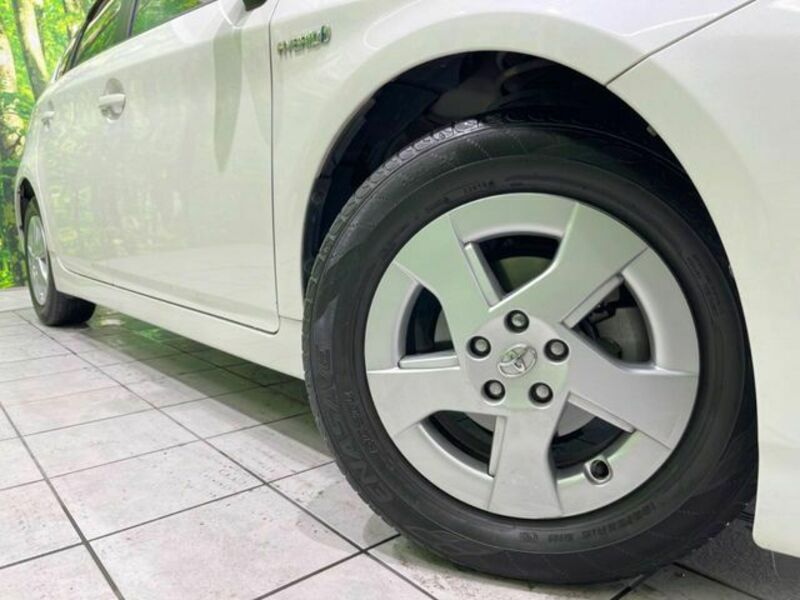 PRIUS-12