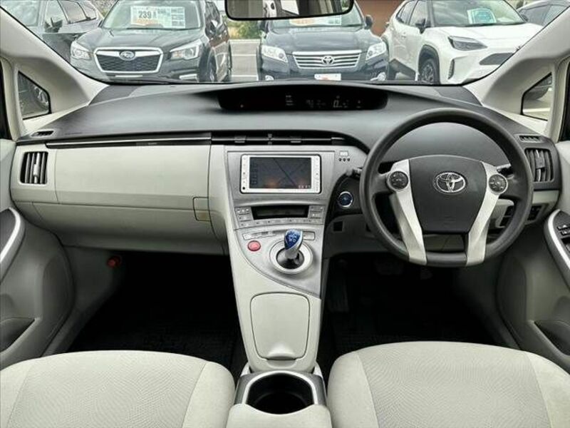 PRIUS-1
