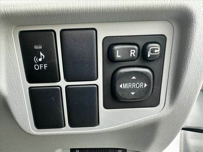 PRIUS-24