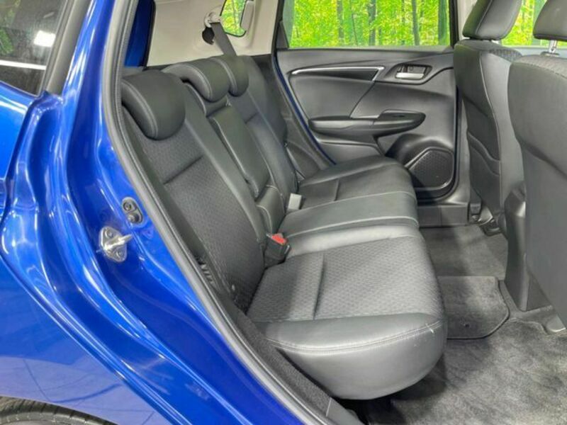 FIT HYBRID-8