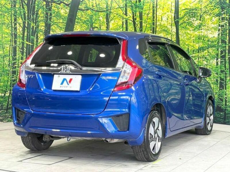 FIT HYBRID-16