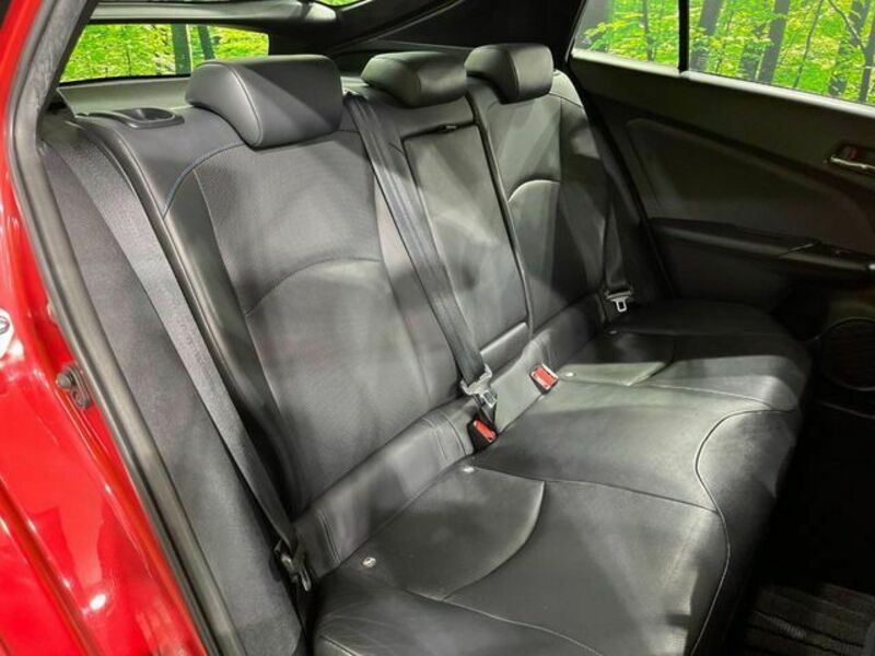 PRIUS-8