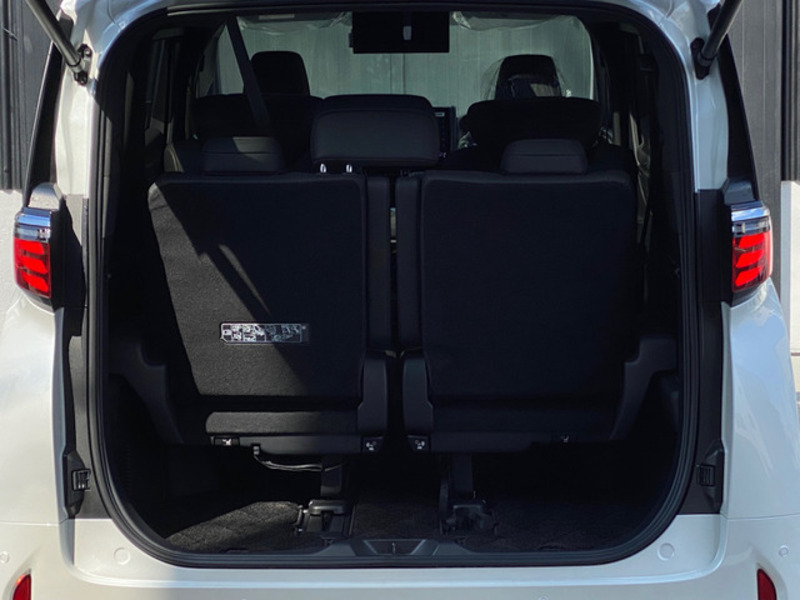 ALPHARD-9