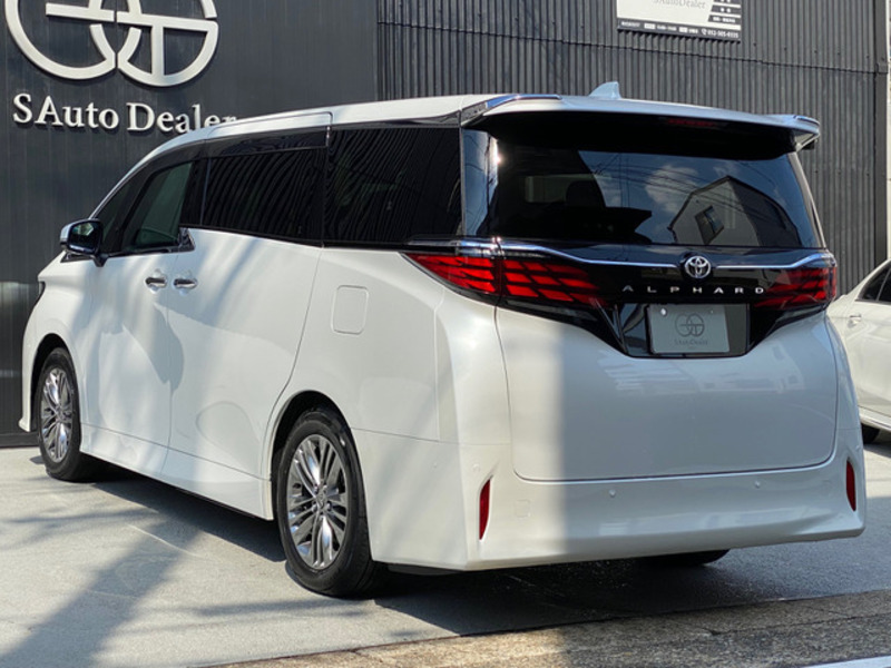 ALPHARD-8