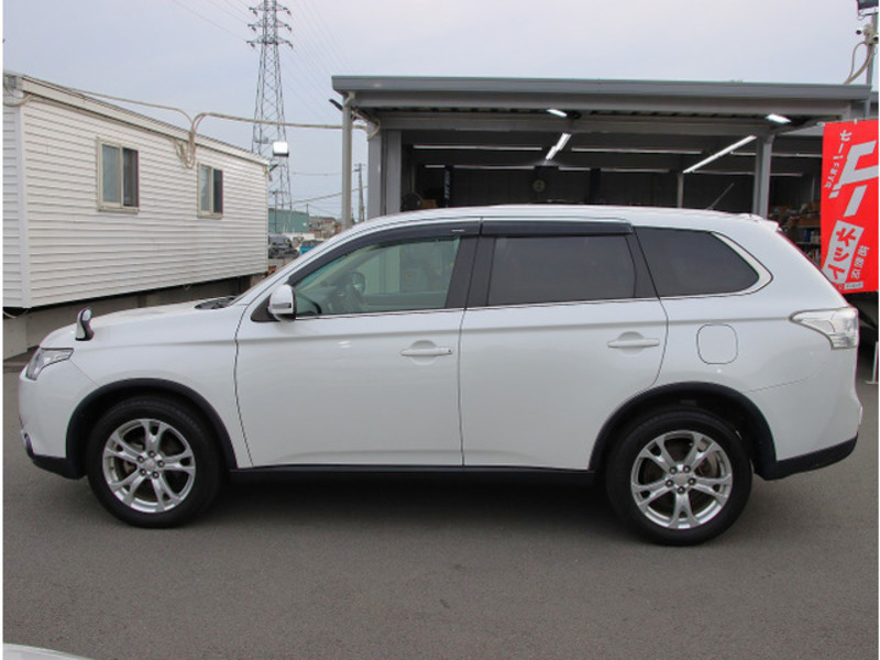 OUTLANDER