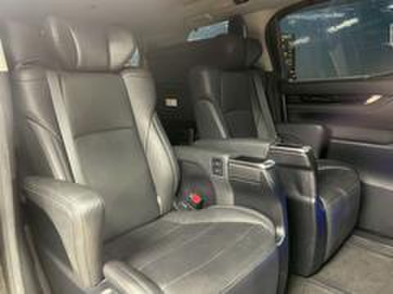 VELLFIRE-19