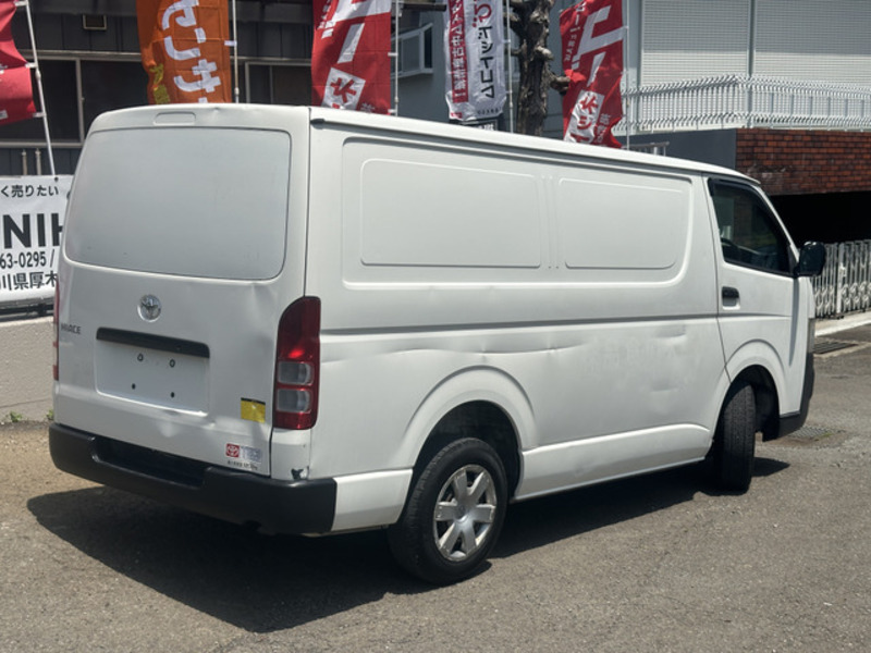 HIACE VAN