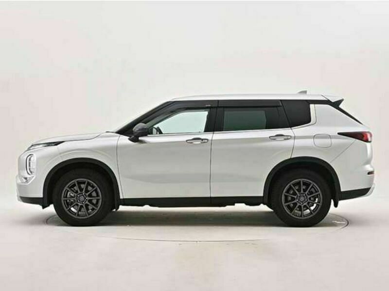 OUTLANDER PHEV-2