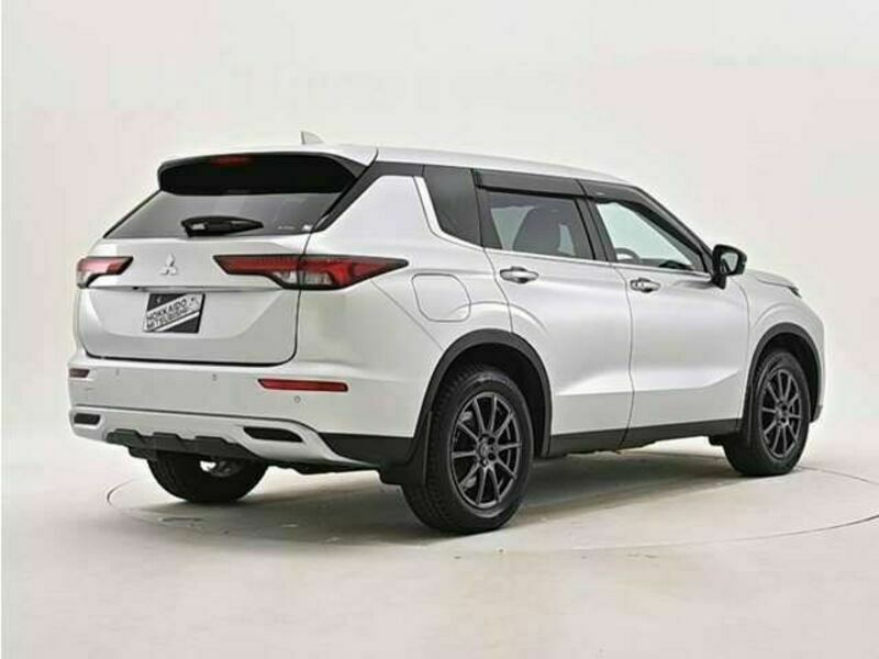 OUTLANDER PHEV-19
