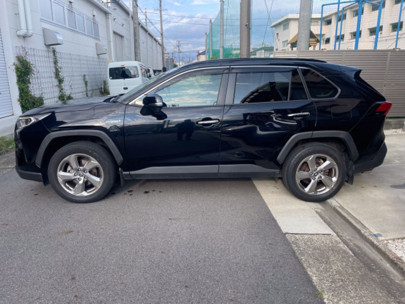 RAV4