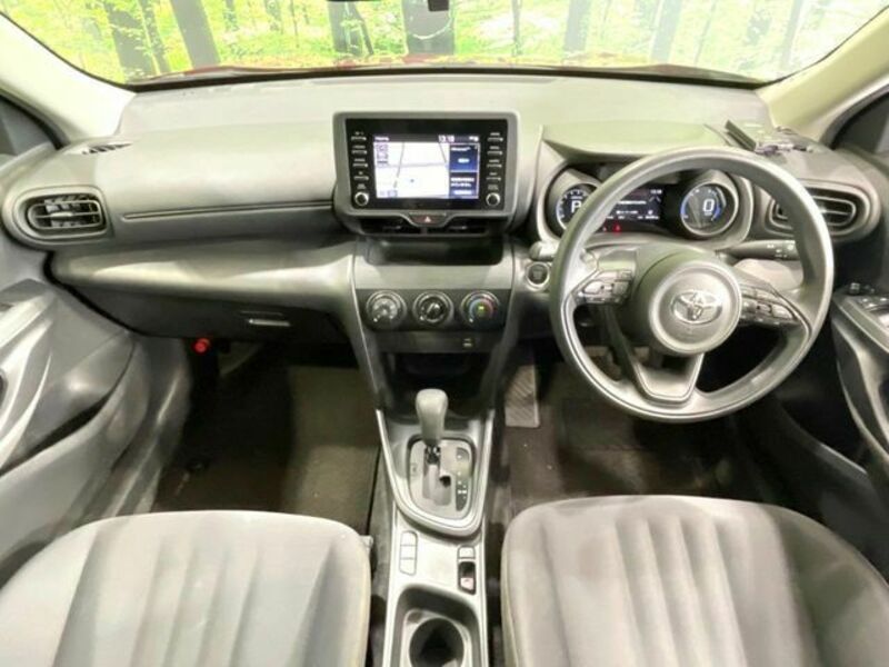 YARIS CROSS