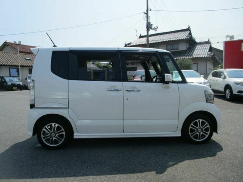N BOX CUSTOM