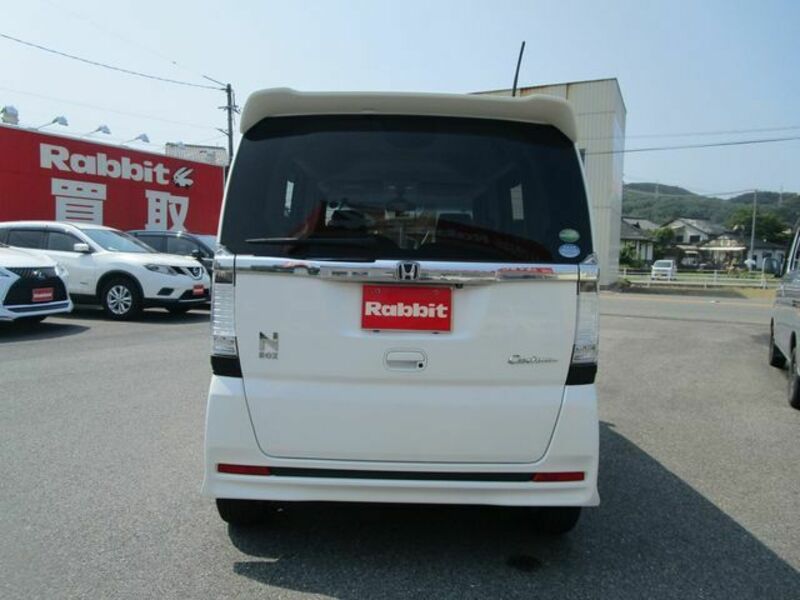 N BOX CUSTOM