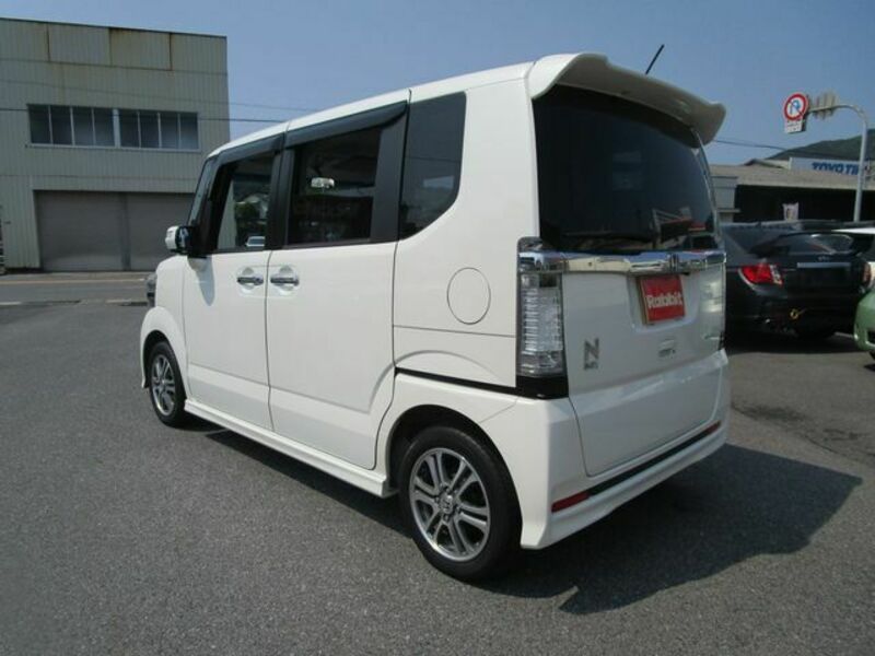 N BOX CUSTOM
