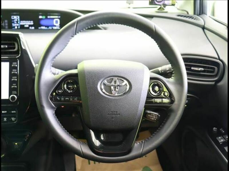 PRIUS-10