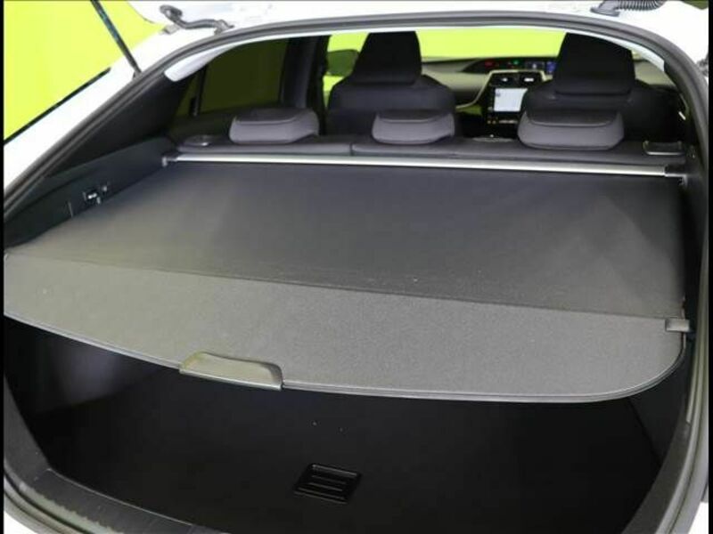PRIUS-26