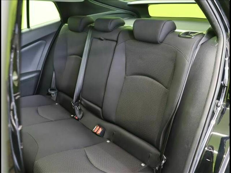 PRIUS-28