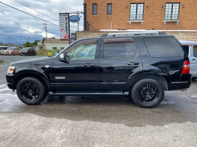EXPLORER