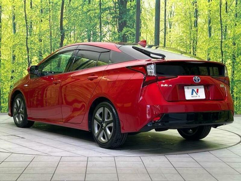 PRIUS-17
