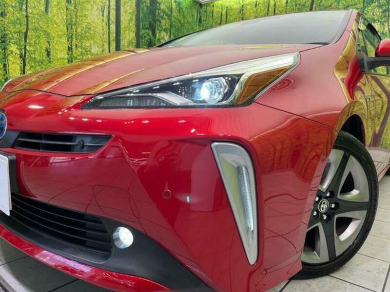 PRIUS-12