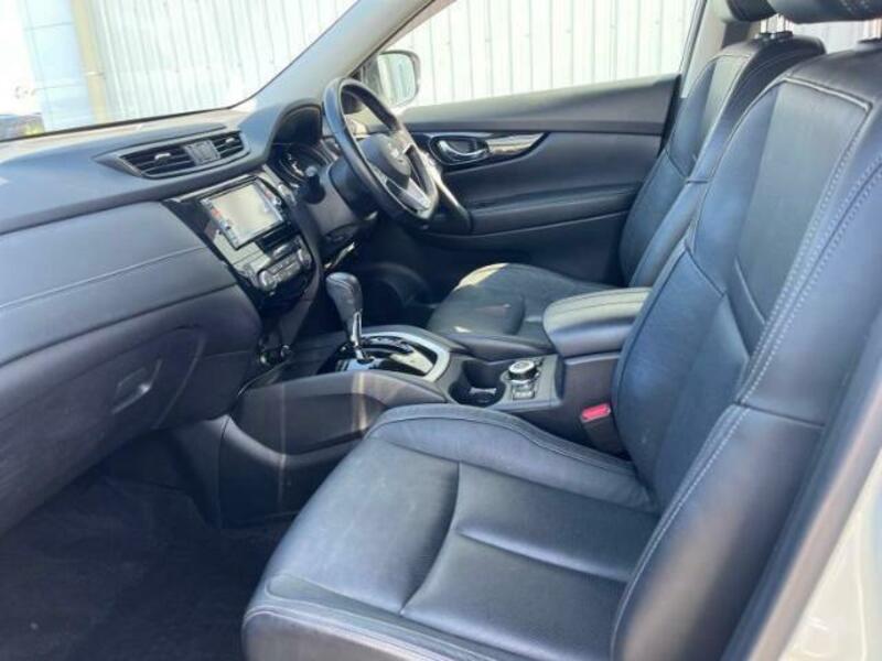 X-TRAIL-5