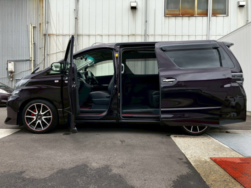 VELLFIRE-8
