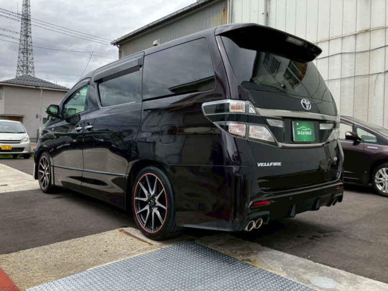 VELLFIRE-6