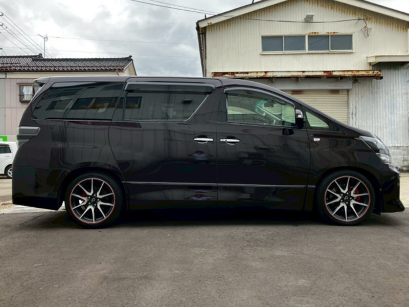 VELLFIRE-3