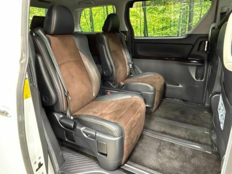 ALPHARD-7