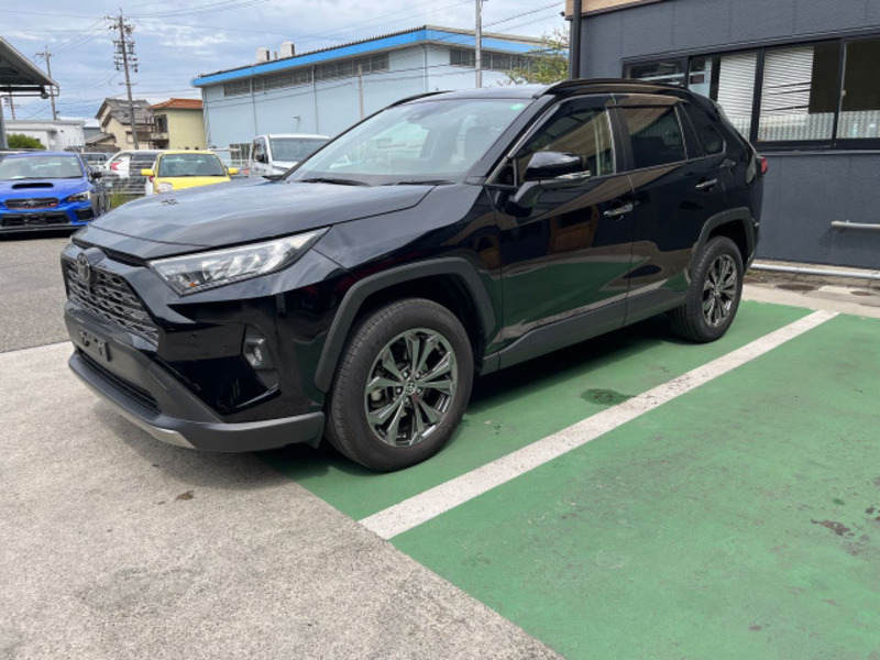 RAV4