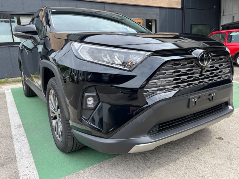RAV4