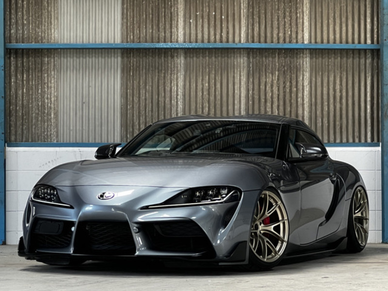 TOYOTA SUPRA