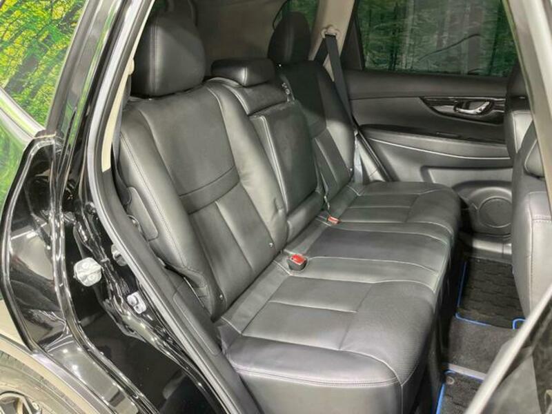 X-TRAIL-8