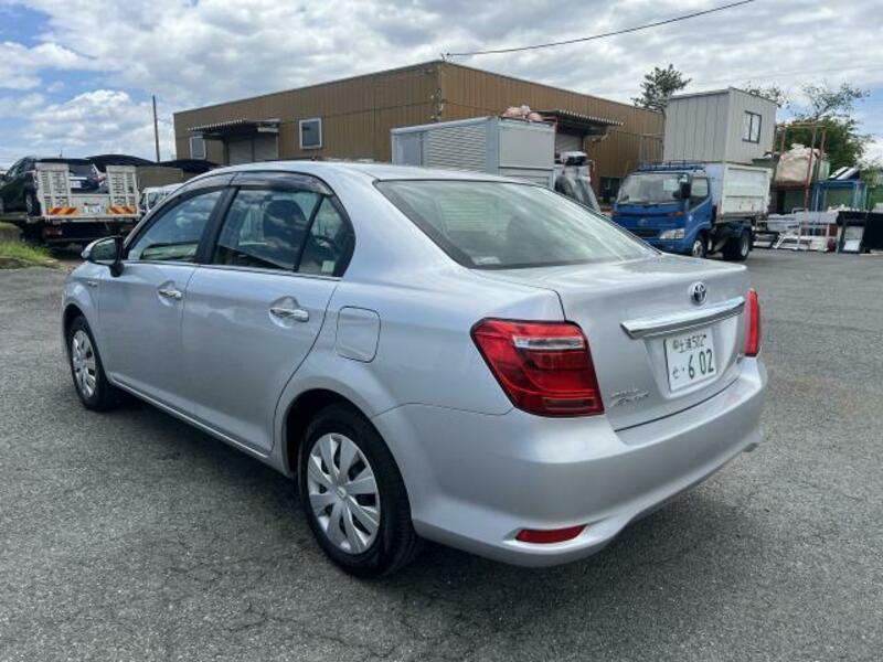 COROLLA AXIO