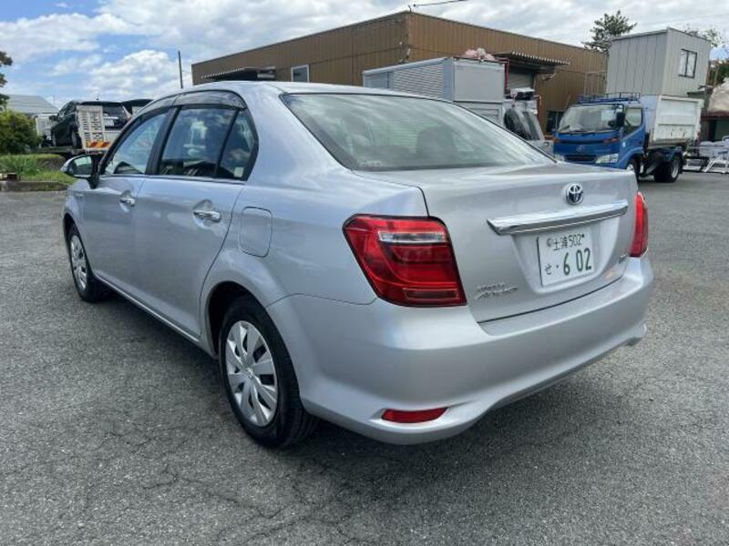 COROLLA AXIO
