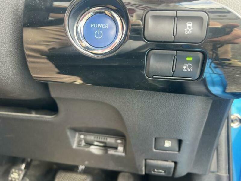 PRIUS-15