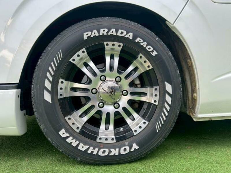 HIACE VAN