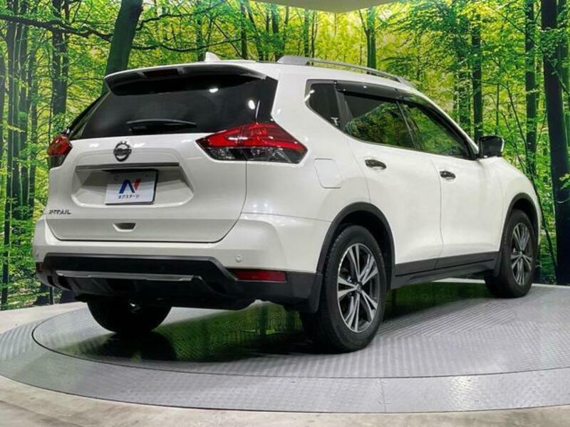 X-TRAIL-16