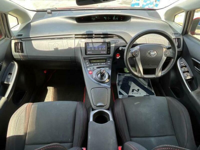 PRIUS-1