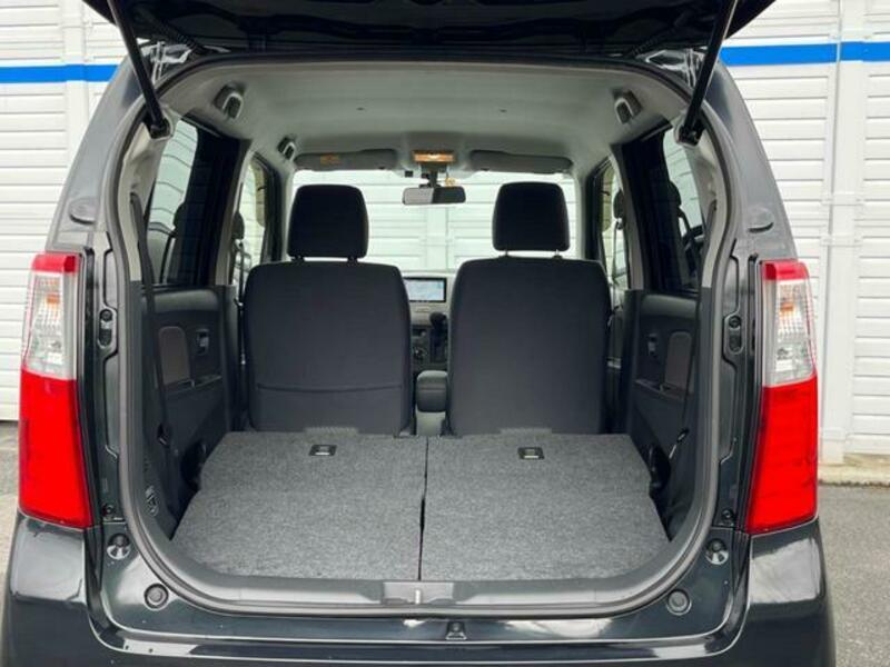 WAGON R-8