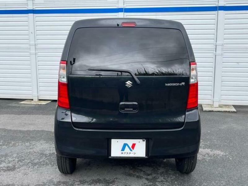 WAGON R-13