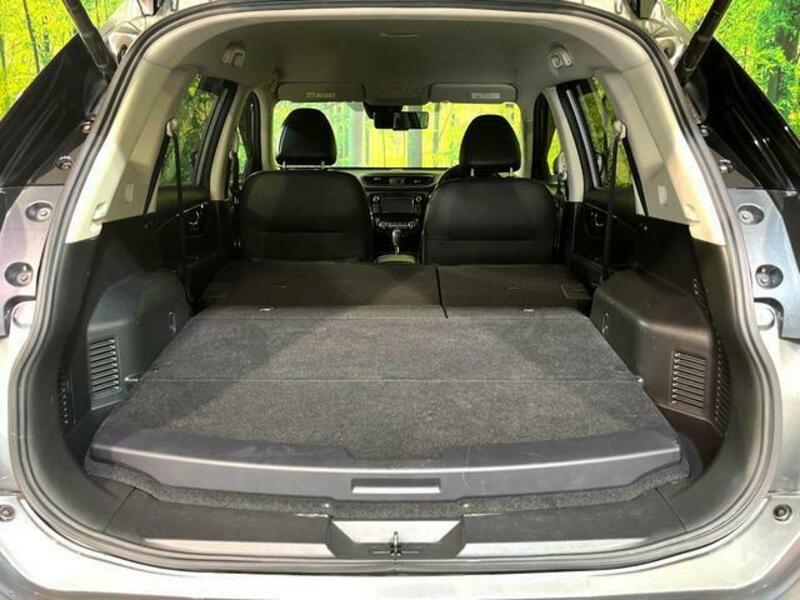 X-TRAIL-9