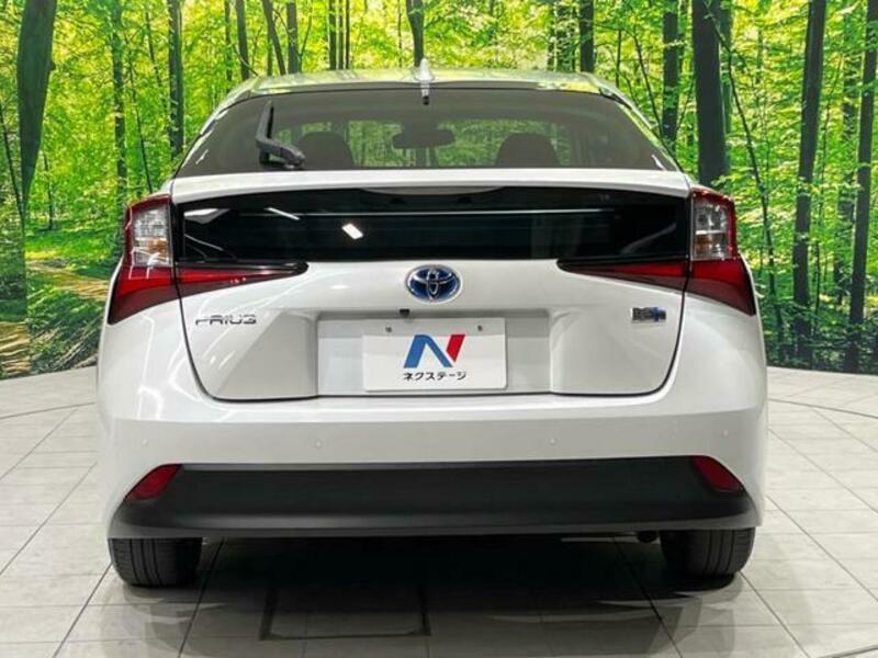 PRIUS-15