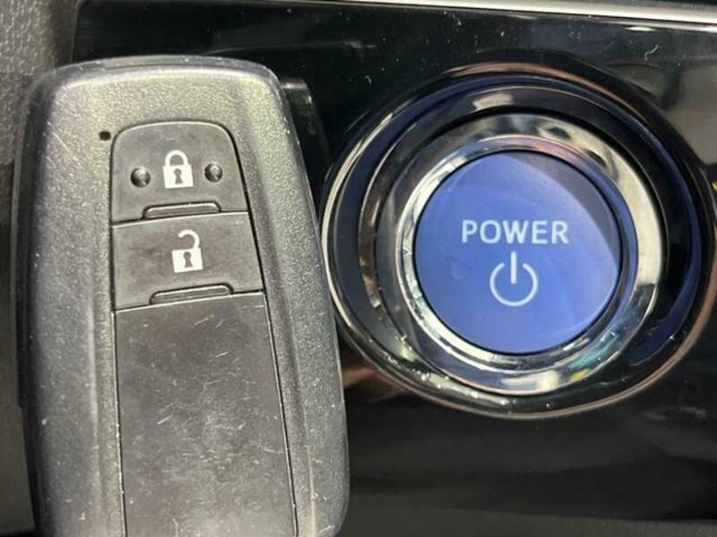 PRIUS-6