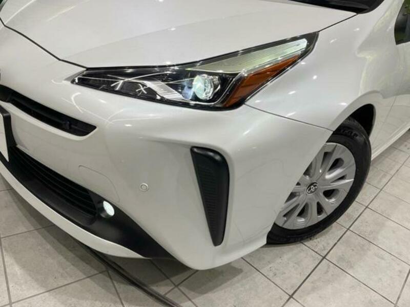 PRIUS-12