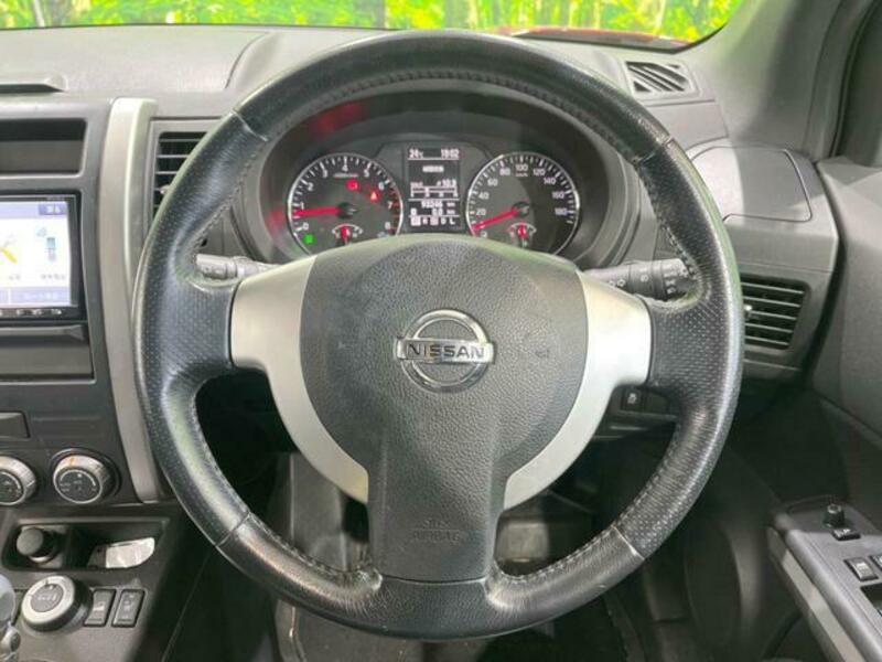 X-TRAIL-10