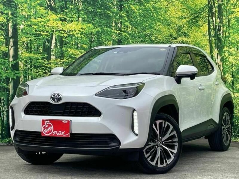 YARIS CROSS