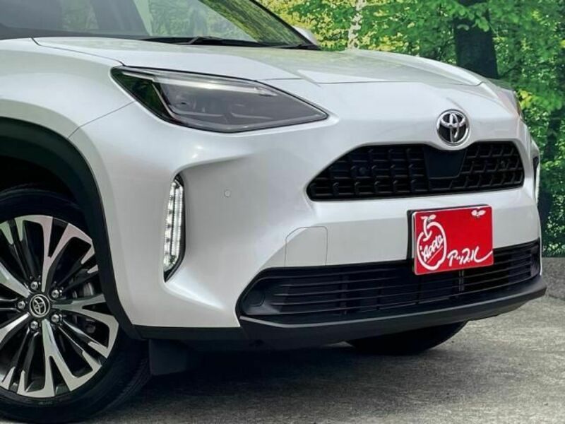 YARIS CROSS