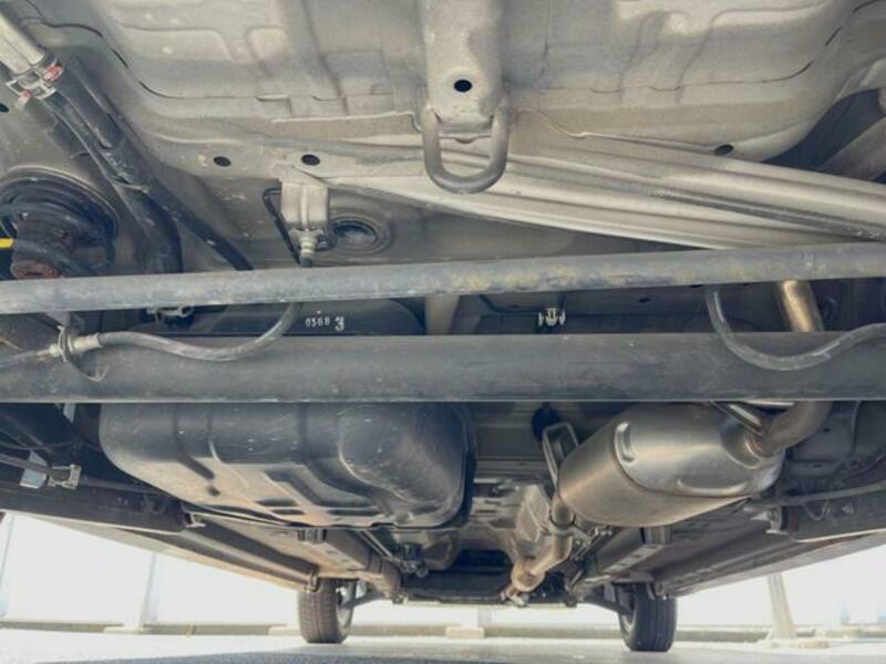 WAGON R-18